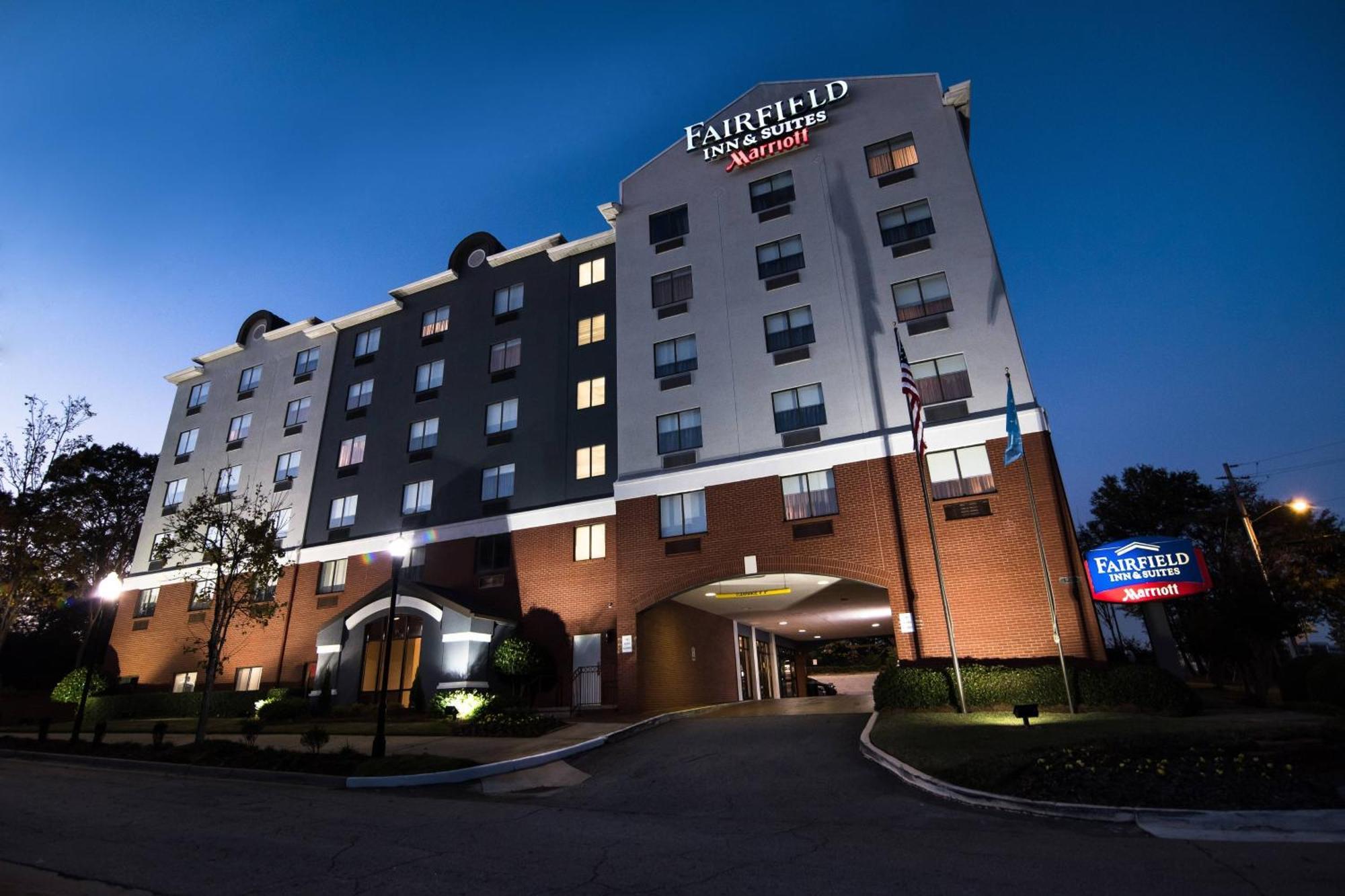 Fairfield Inn & Suites Atlanta Airport North Экстерьер фото